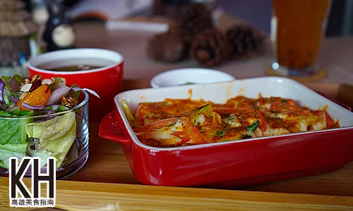 《暖暖輕食坊》匈牙利奶油鮮蔬野菇焗飯