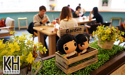 《Poppy Waffle》二樓內用區