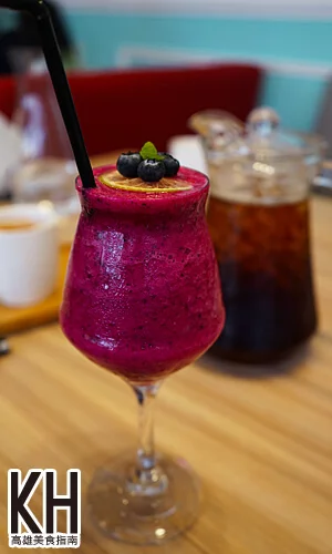 《Poppy Waffle》火鳳凰果昔