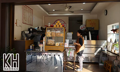 《順治杏仁茶》古早味