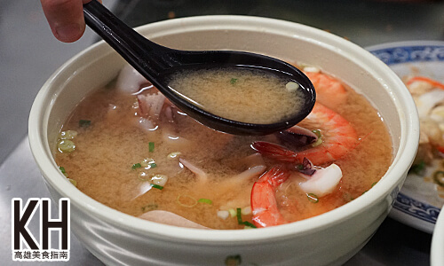 《香味海產粥脆皮臭豆腐》味噌海產粥