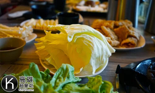 《汕頭泉成沙茶火鍋》高麗菜