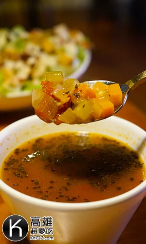 《搖滾披薩Pizza Rock》料多實在的蔬菜湯