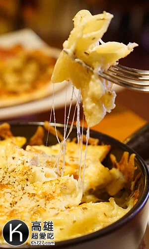 《搖滾披薩Pizza Rock》牽絲筆管麵